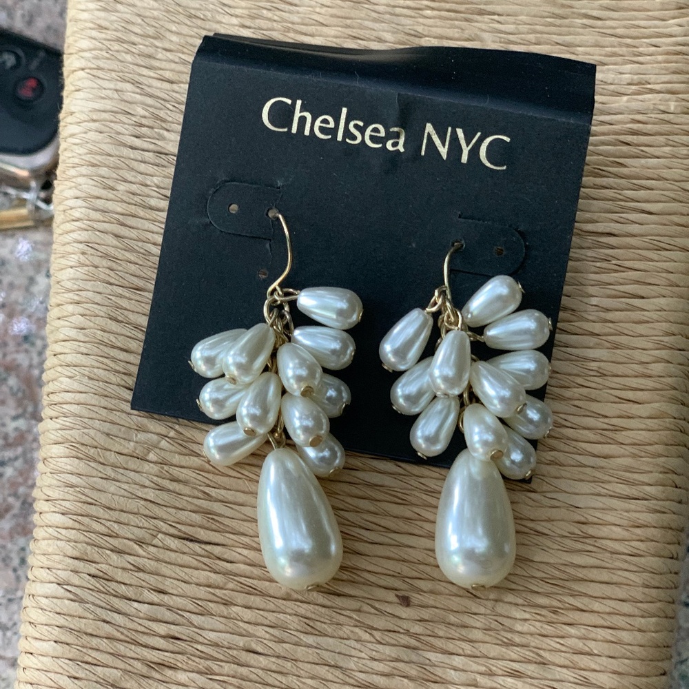 Fresh Water Pearl Look Earrings